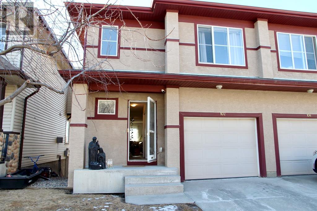 Property at 102 HIDDEN CREEK Rise NW image 3