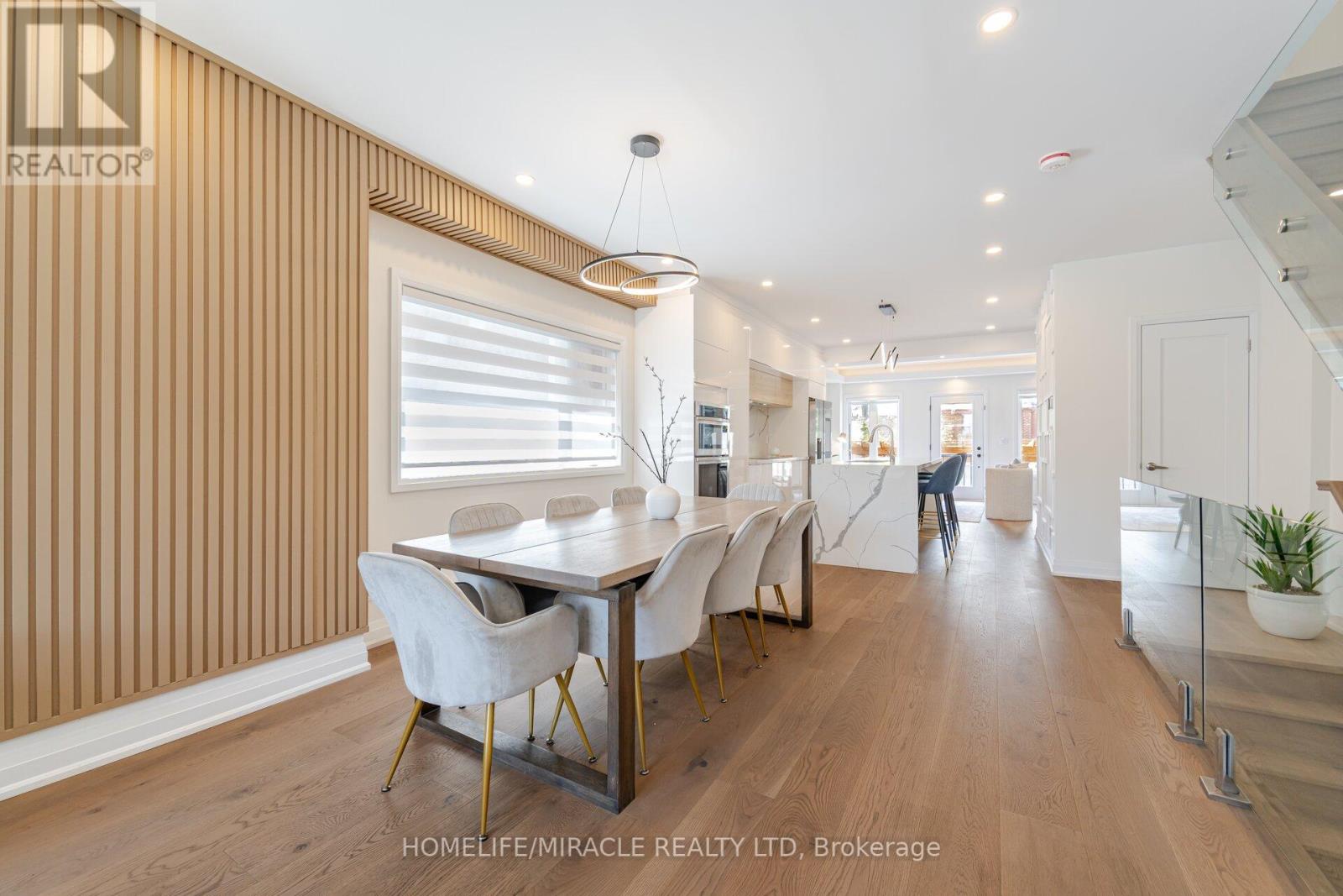 388 Oakwood Avenue, Toronto, Ontario  M6E 2W3 - Photo 8 - C12126236