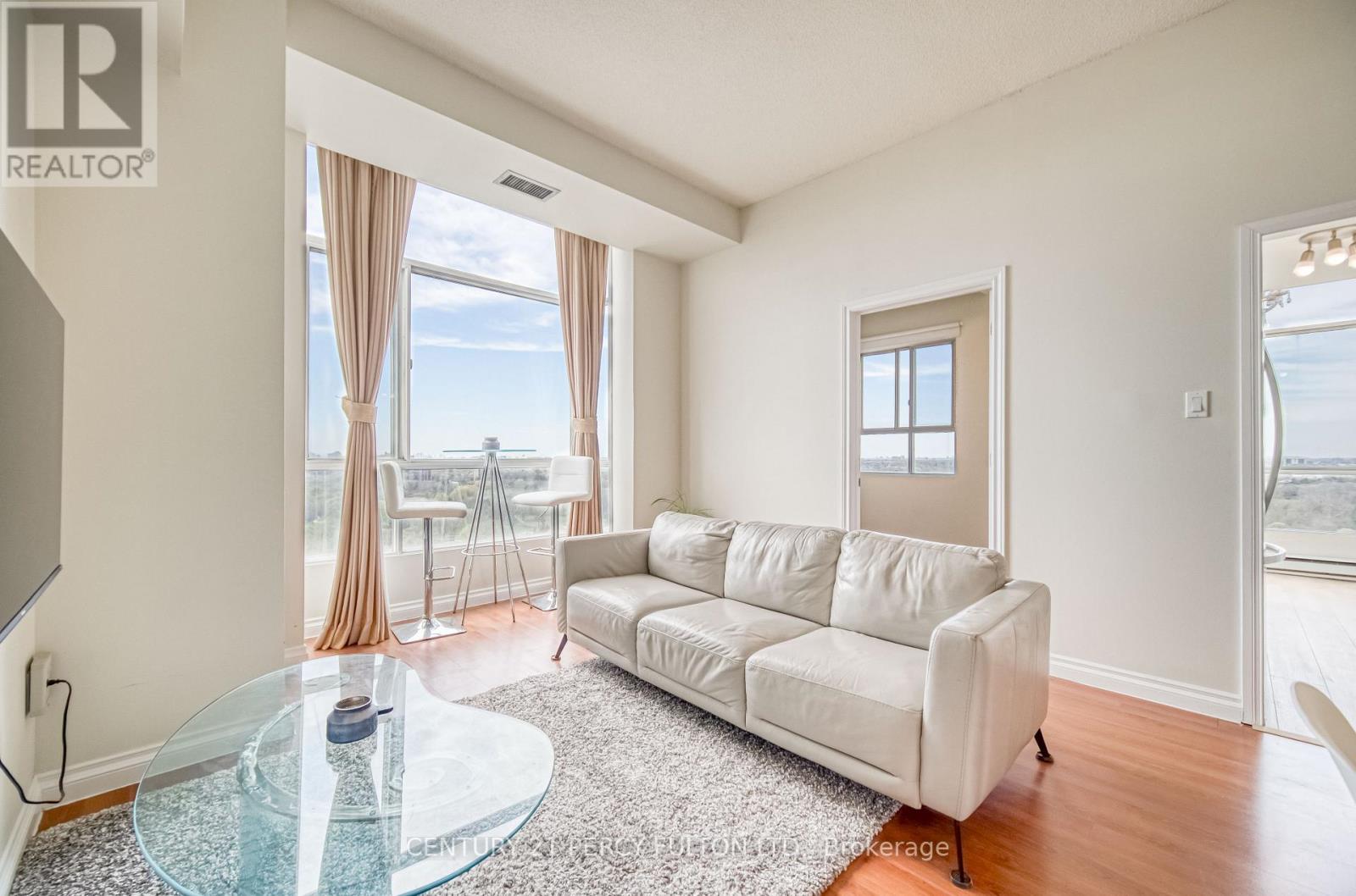 2009 R3 - 3077 Weston Road, Toronto, Ontario  M9M 3A1 - Photo 17 - W12125255
