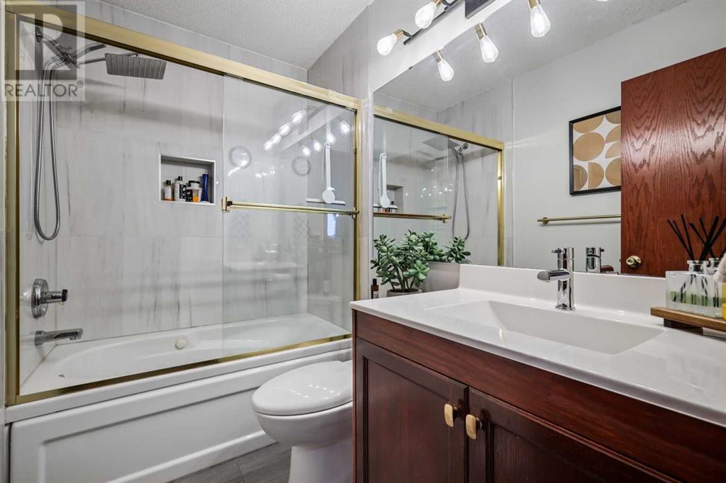 125 Douglas Glen Court Se, Calgary, Alberta  T2Z 2M8 - Photo 23 - A2205294
