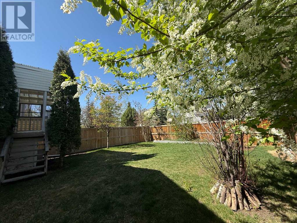 Property at 125 Douglas Glen Court SE image 2