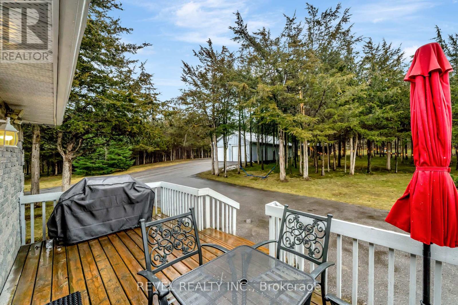 1708 North Big Island Road N, Prince Edward County, Ontario  K0K 1W0 - Photo 37 - X12126239