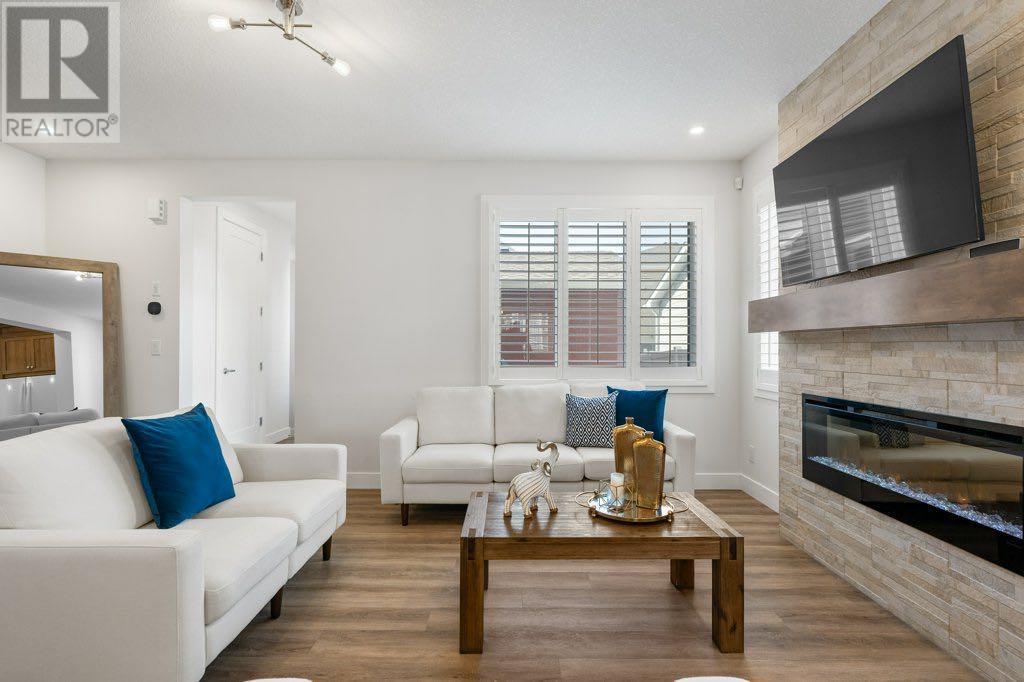 Property at 13 Yorkstone Grove SW image 5