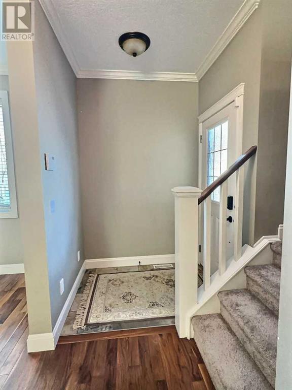 Property at 2, 1431 21 Avenue NW image 2