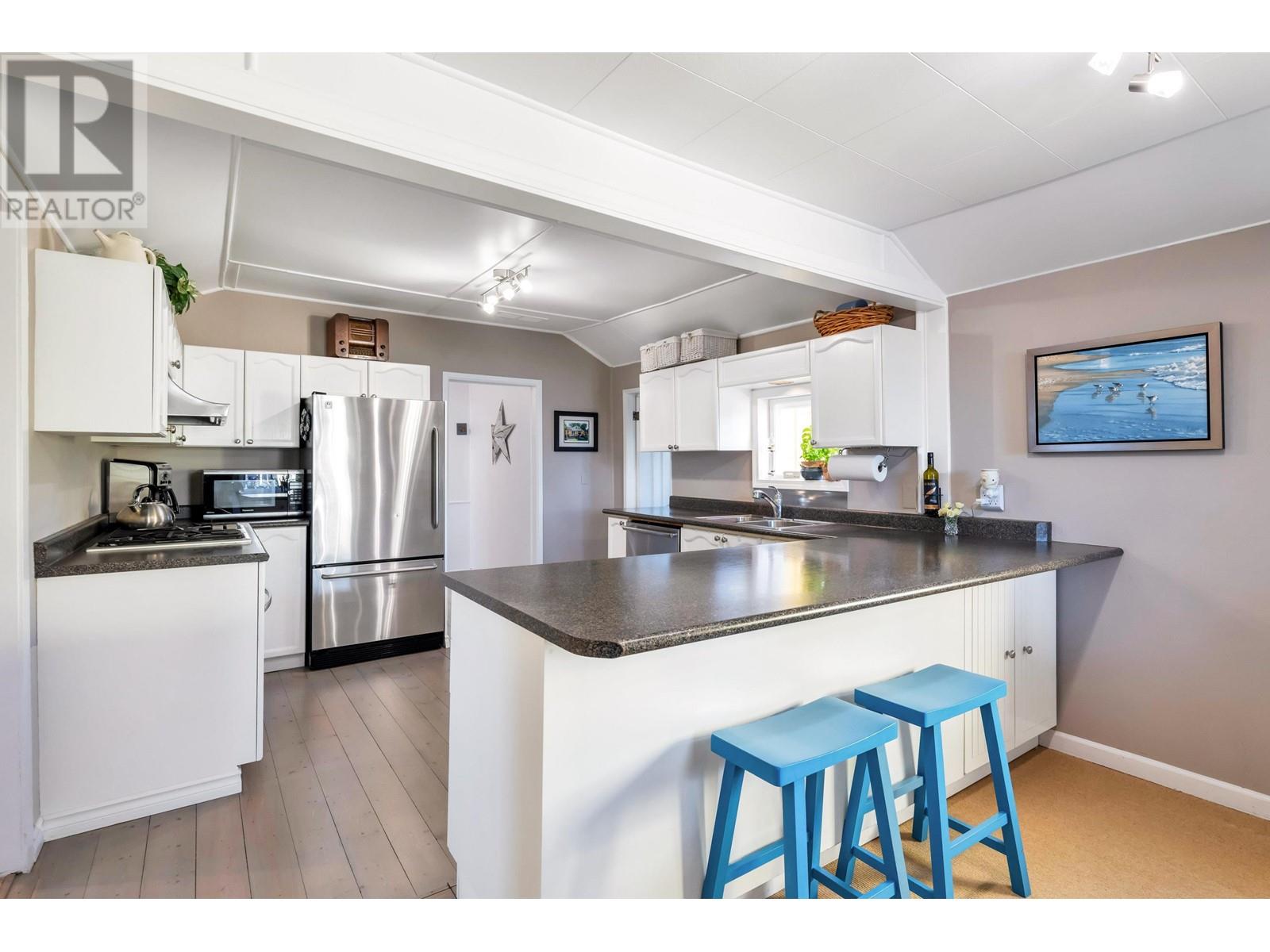 165 66a Street, Delta, British Columbia  V4L 1M6 - Photo 6 - R2993329
