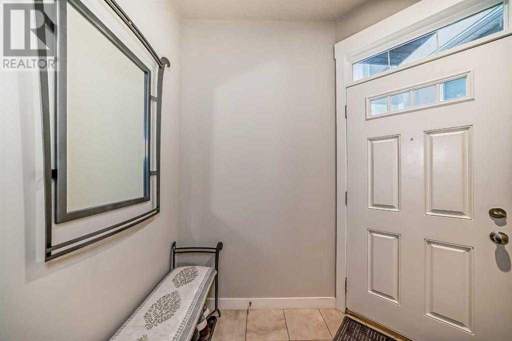 2, 1934 24a Street Sw, Calgary, Alberta  T3E 1V3 - Photo 3 - A2196708