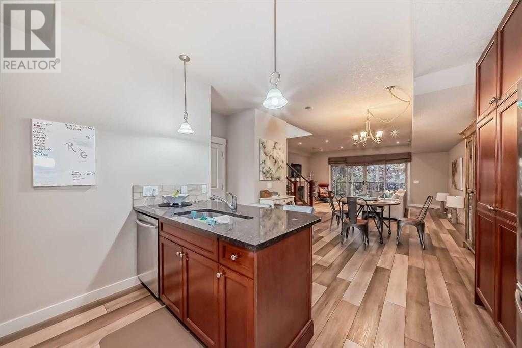 Property at 2, 1934 24A Street SW image 5