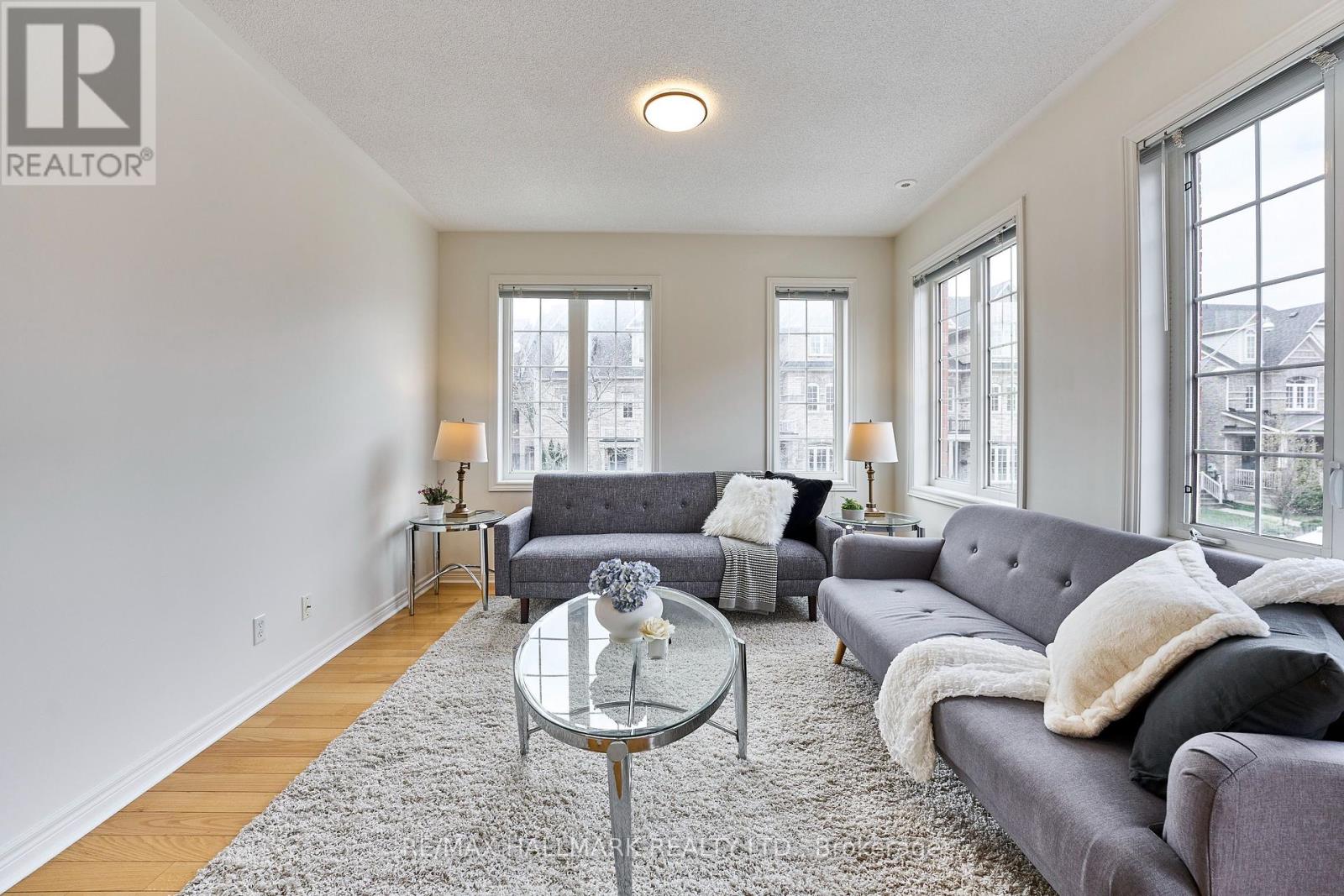Property at 3 PHILPOTT GARDENS image 4