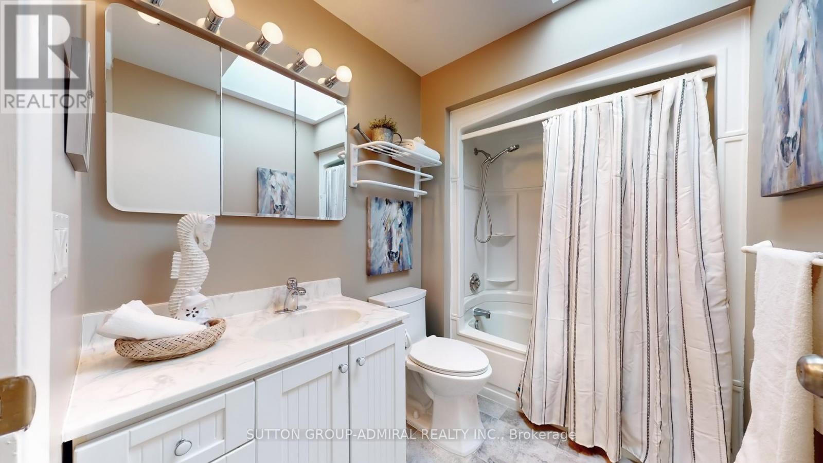 150 Bay Thorn Drive, Markham, Ontario  L3T 3V3 - Photo 37 - N12126287