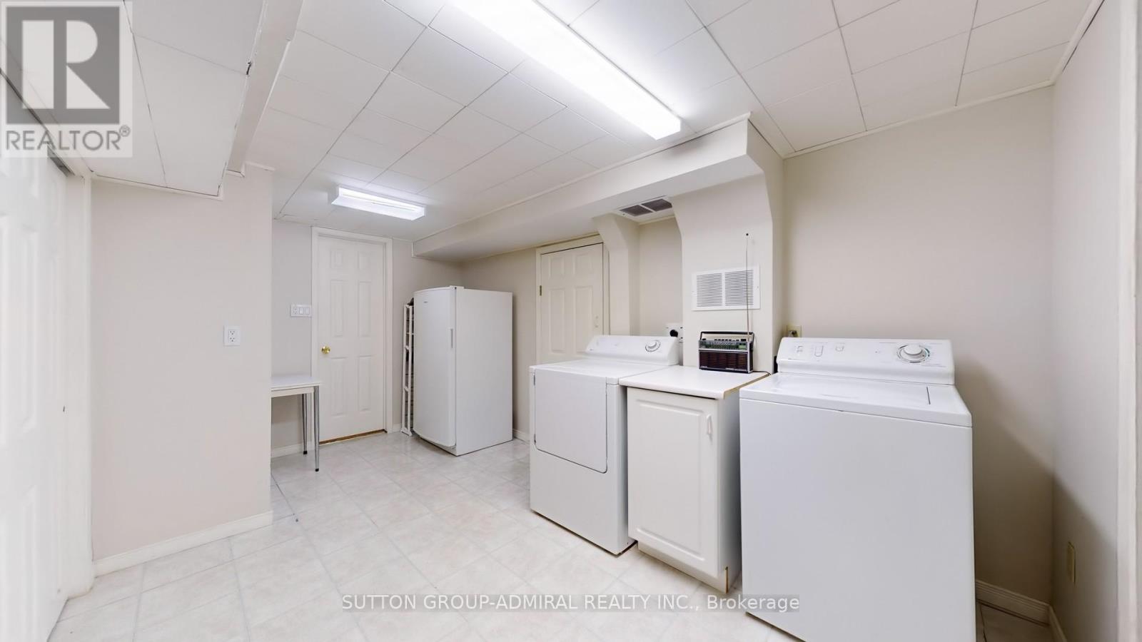 150 Bay Thorn Drive, Markham, Ontario  L3T 3V3 - Photo 41 - N12126287