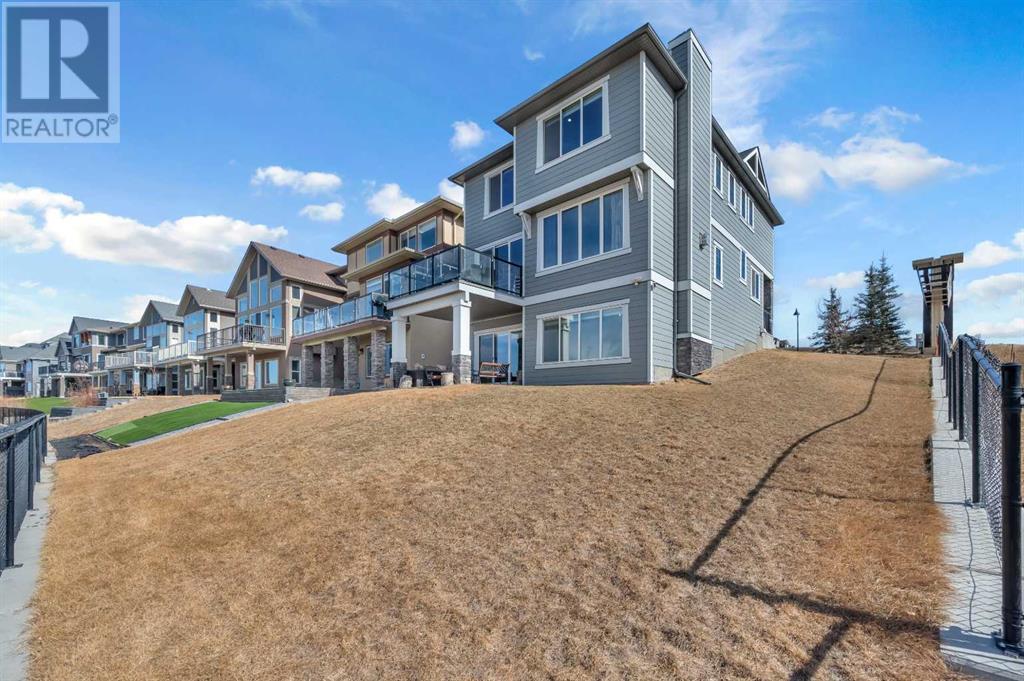 Property at 9 Sage Meadows Green NW image 4