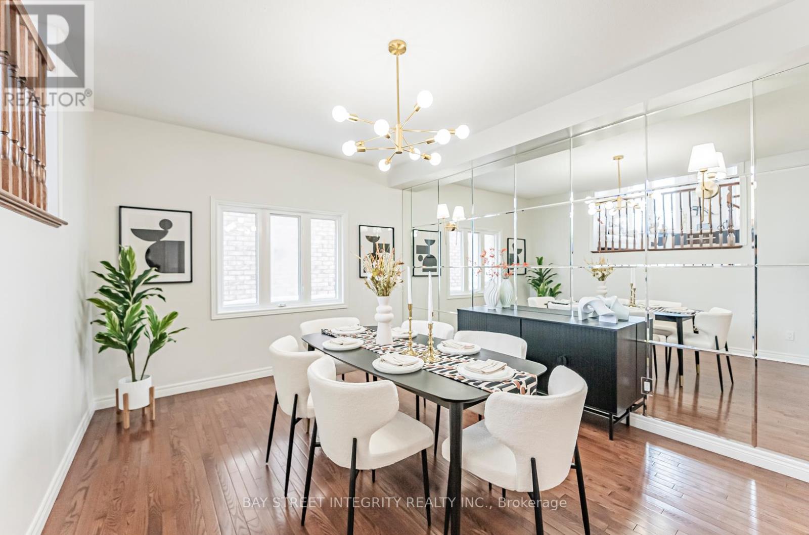2320 Baronwood Drive, Oakville, Ontario  L6M 4Z5 - Photo 8 - W12126267
