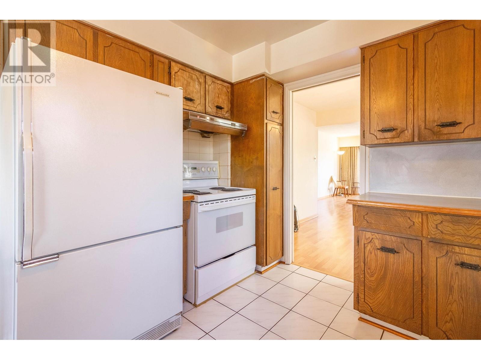 1260 Rossland Street, Vancouver, British Columbia  V5K 4A4 - Photo 8 - R2998230