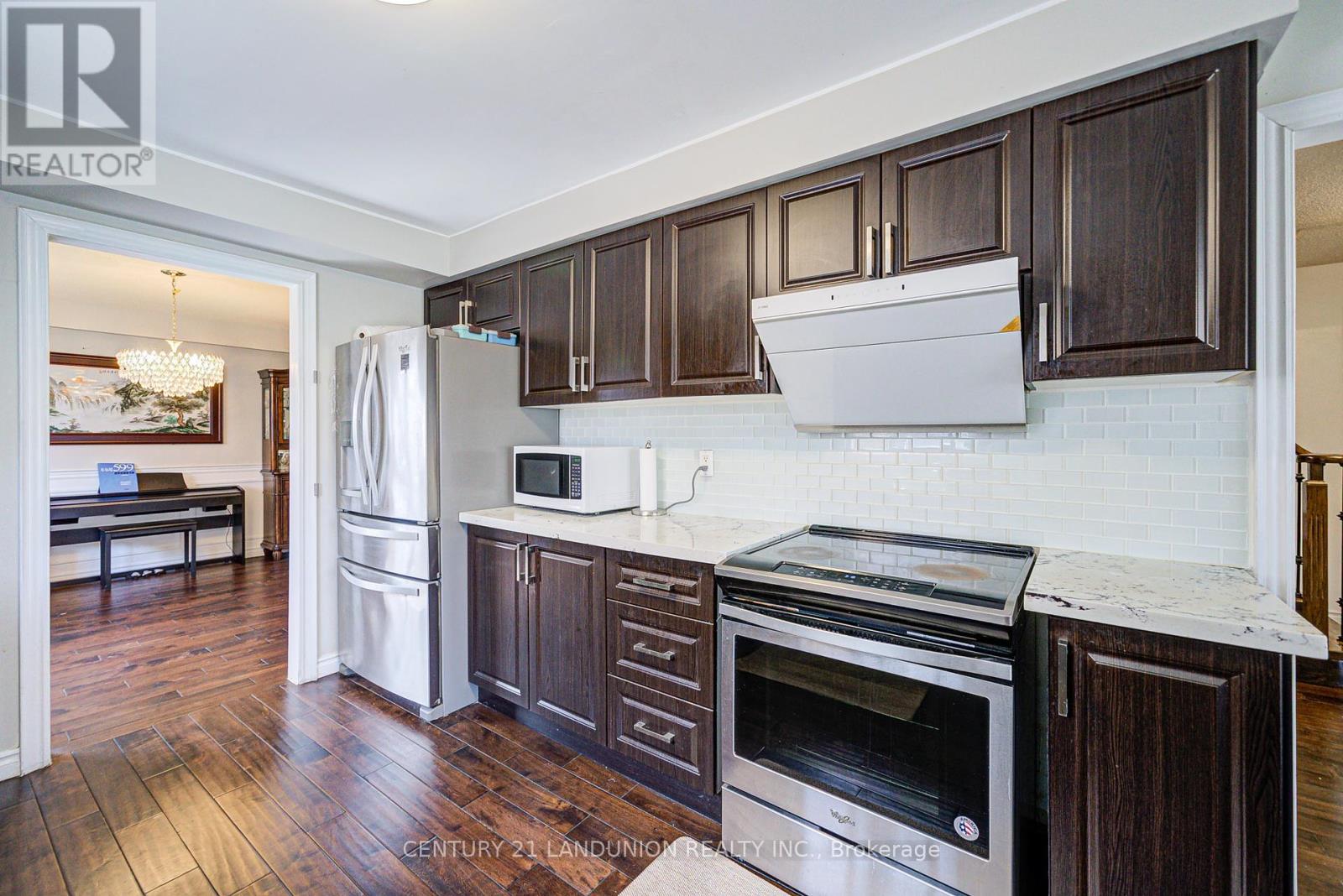 183 Willowbrook Road, Markham, Ontario  L3T 5L5 - Photo 13 - N12126314