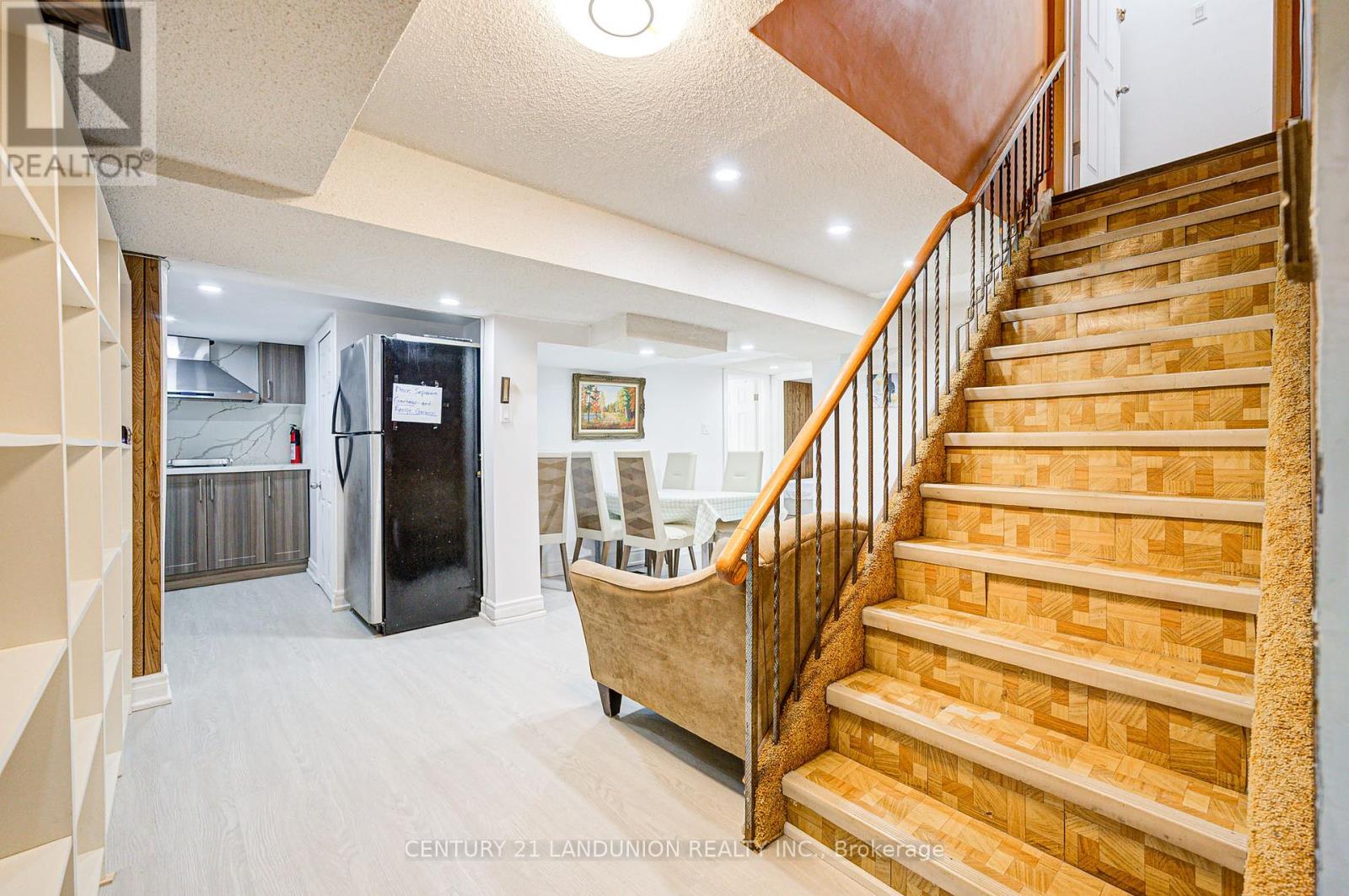 183 Willowbrook Road, Markham, Ontario  L3T 5L5 - Photo 29 - N12126314