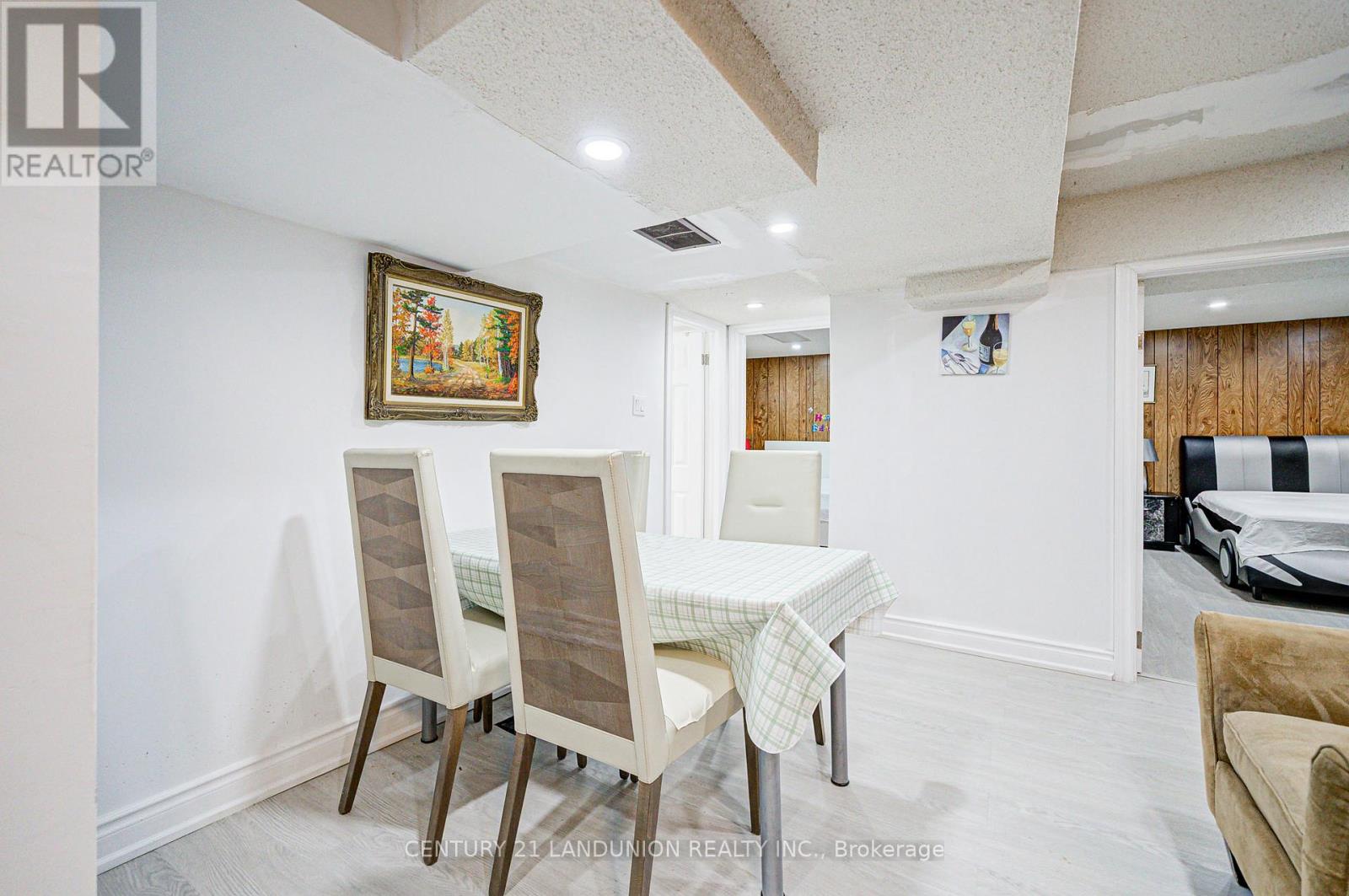 183 Willowbrook Road, Markham, Ontario  L3T 5L5 - Photo 33 - N12126314