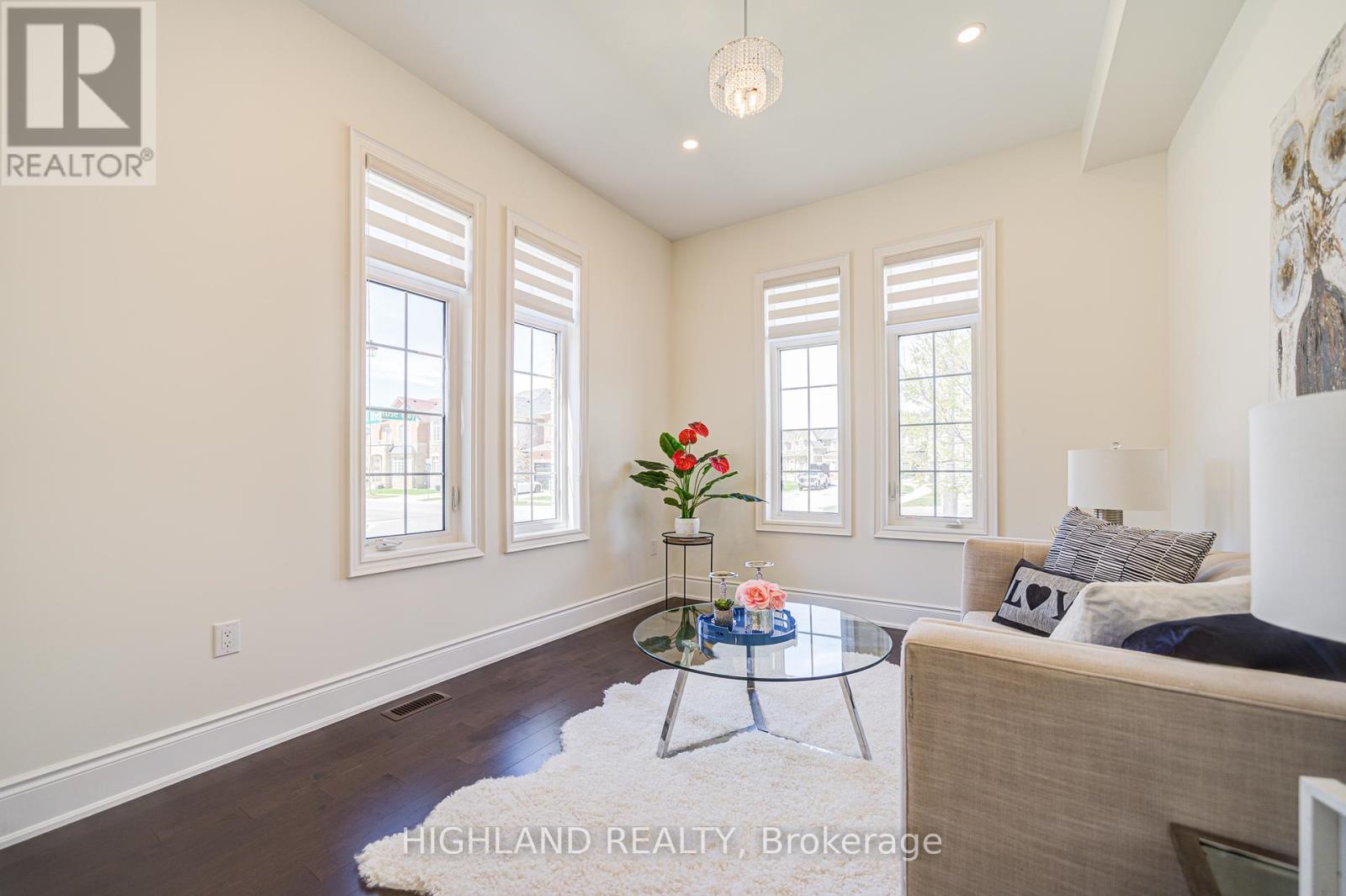 3143 William Rose Way, Oakville, Ontario  L6H 0T1 - Photo 13 - W12126313
