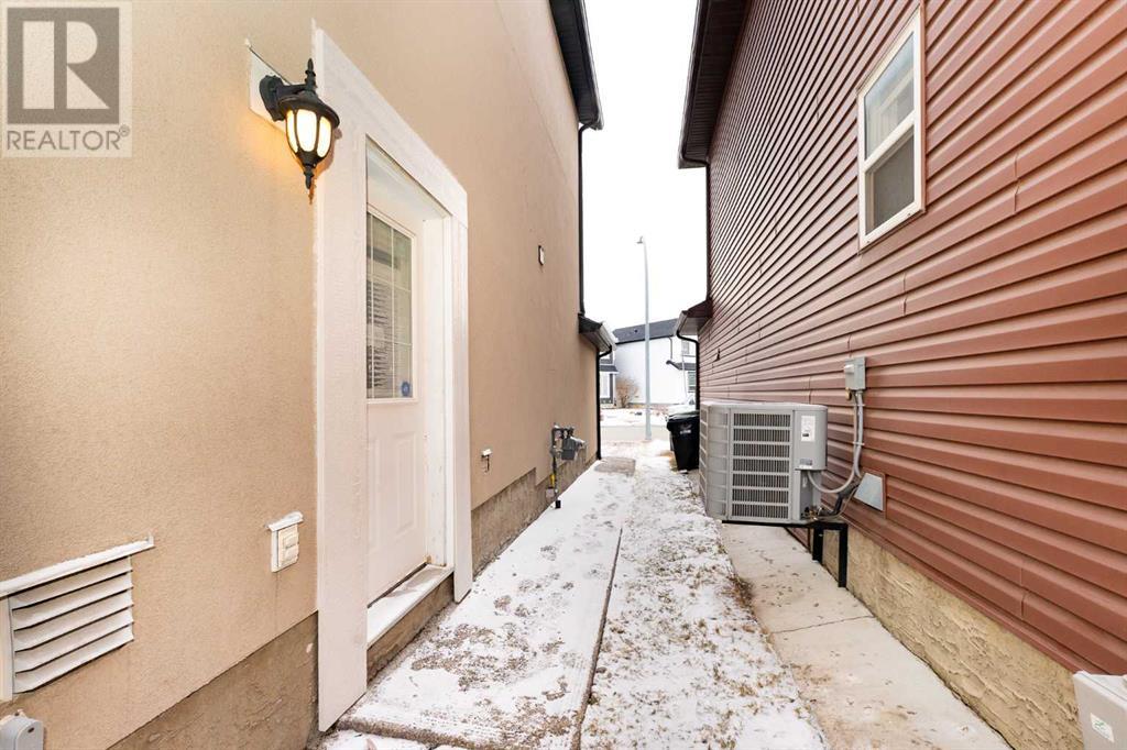 2 Saddlecrest Close Ne, Calgary, Alberta  T3J 5B5 - Photo 28 - A2201428