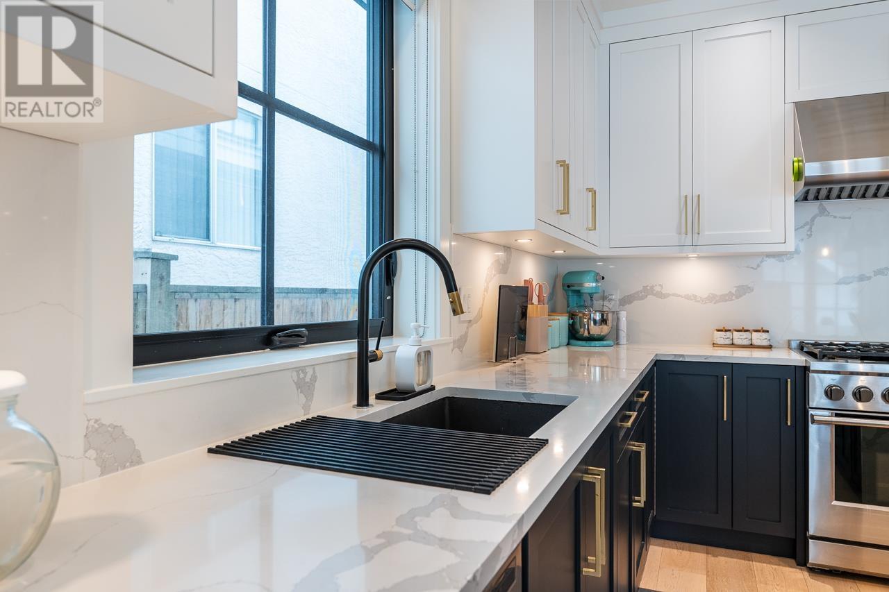 116 E 39th Avenue, Vancouver, British Columbia  V5W 1J8 - Photo 10 - R2998605