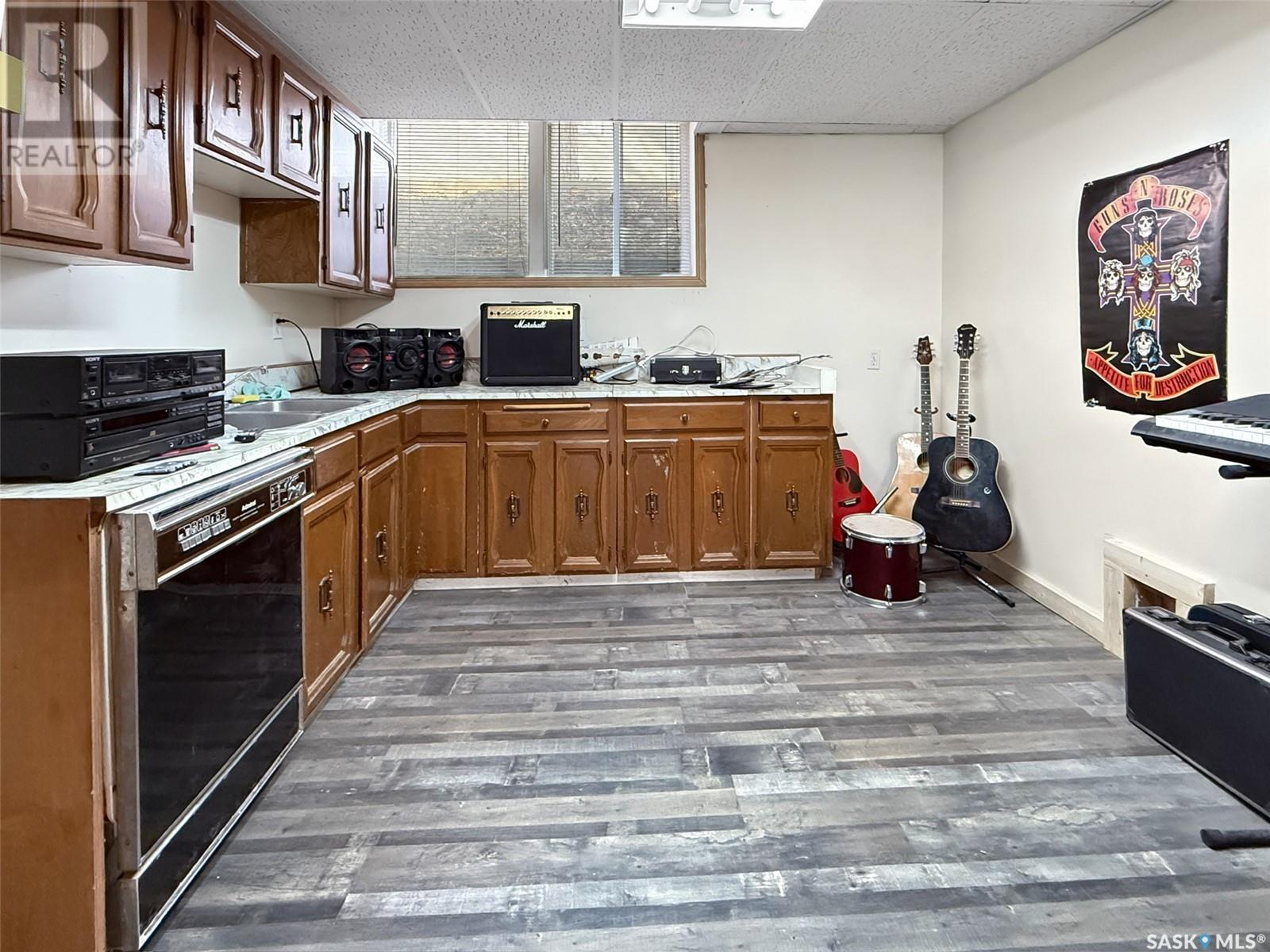 520 Central Avenue N, Swift Current, Saskatchewan  S9H 0L9 - Photo 18 - SK004467