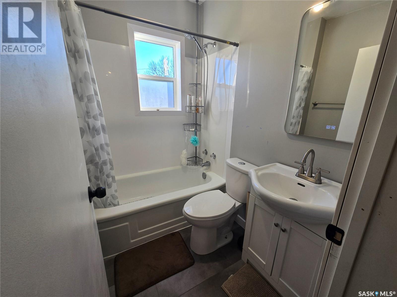 305 Heward Street, Stoughton, Saskatchewan  S0G 4T0 - Photo 10 - SK004687