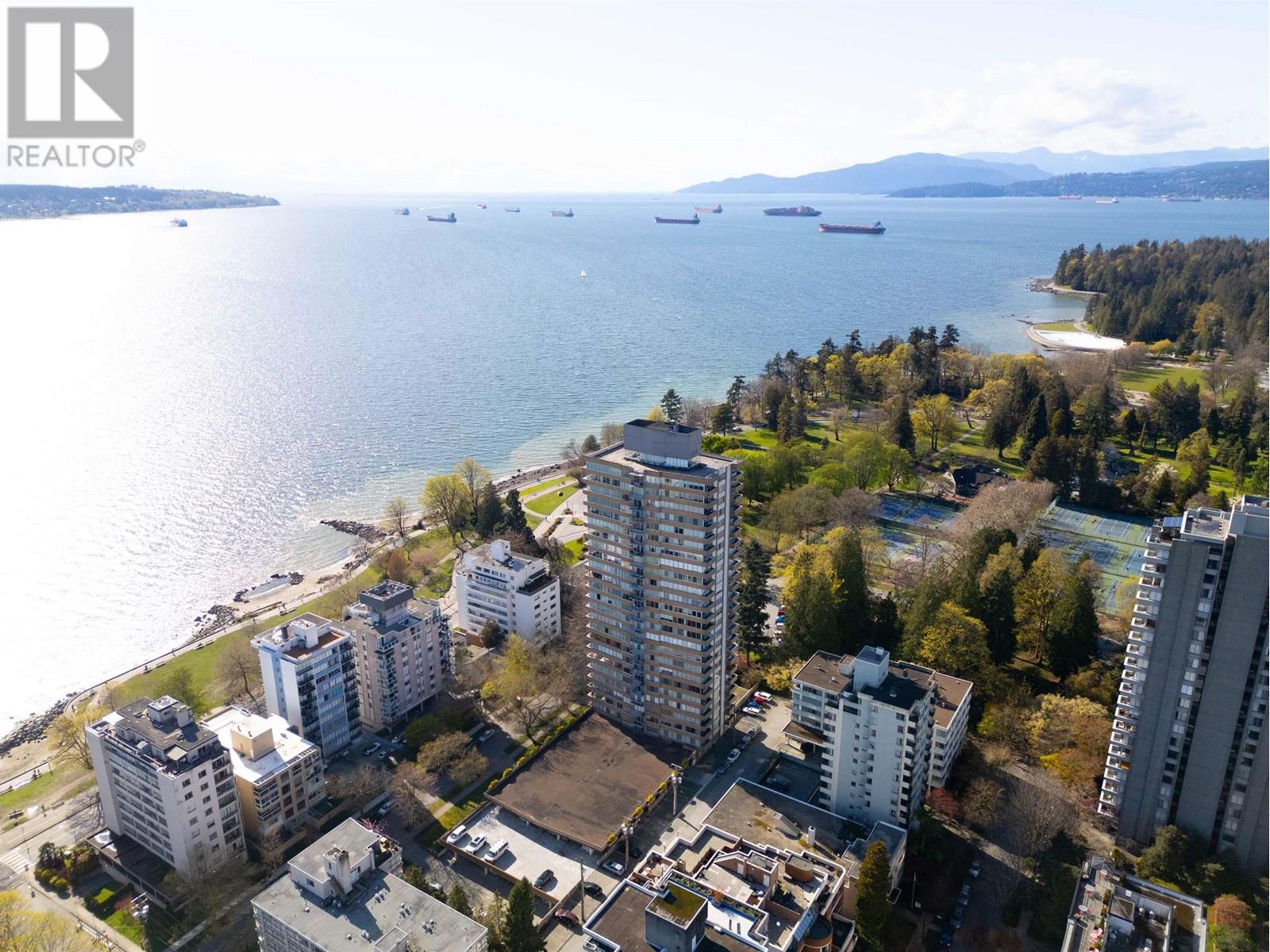 2002 2055 Pendrell Street, Vancouver, British Columbia  V6G 1T9 - Photo 1 - R2987123