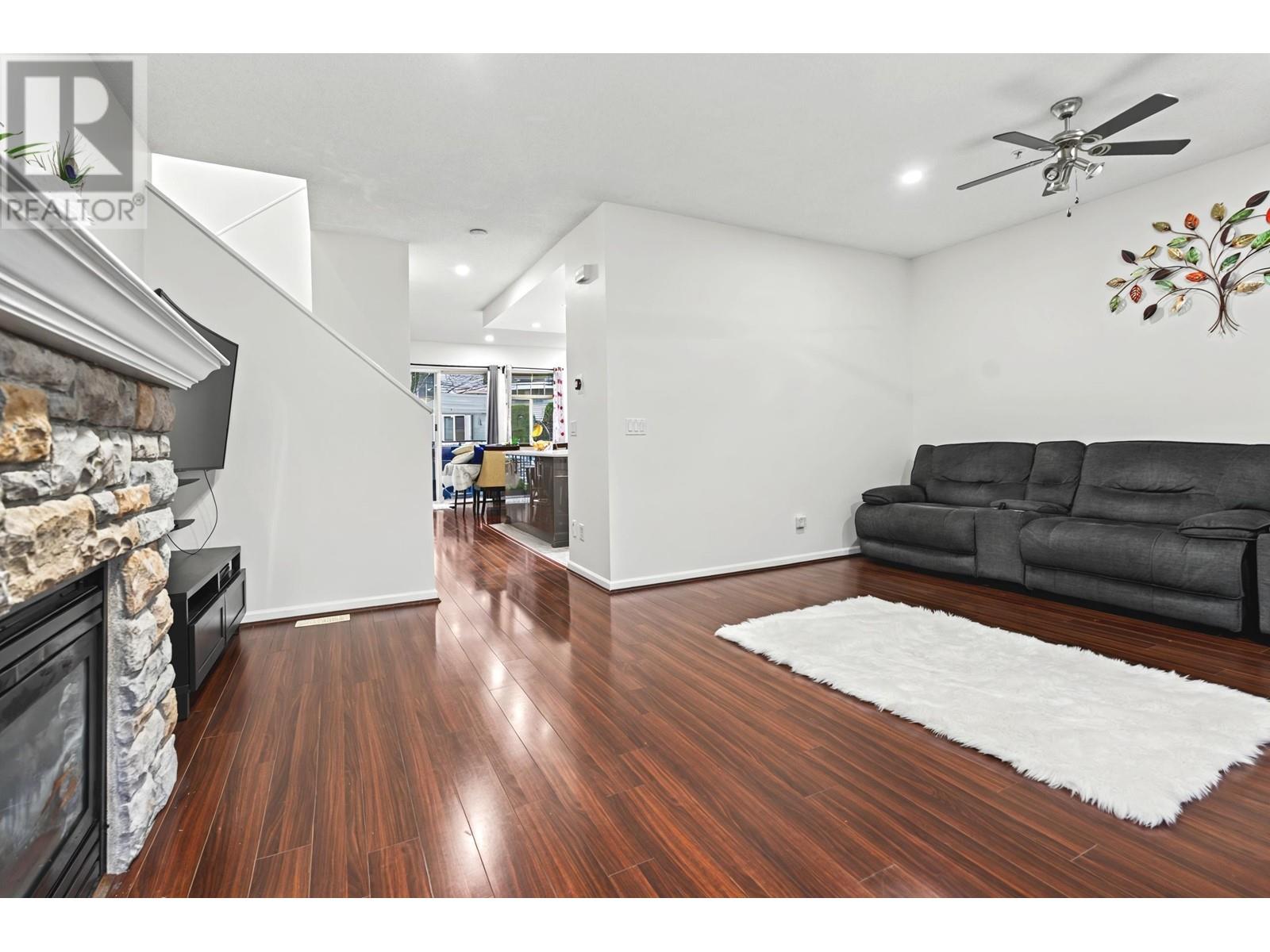 57 1010 Ewen Avenue, New Westminster, British Columbia  V3M 5C9 - Photo 7 - R2998347