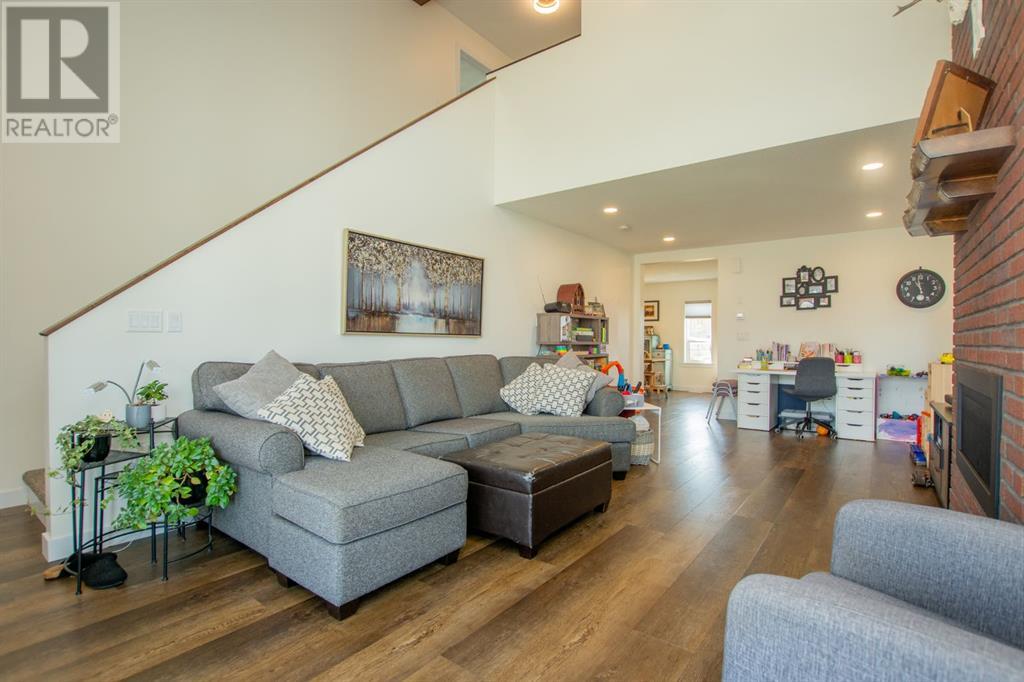 Property at 10737 150 Avenue image 5