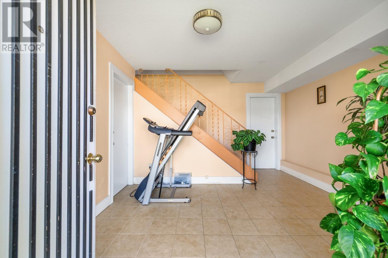Property at 10320 ALGONQUIN DRIVE image 4