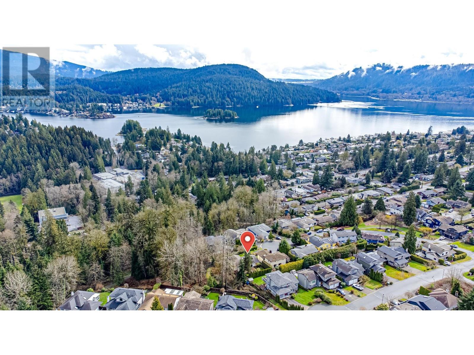 Property at 4130 RUSSELL COURT image 2