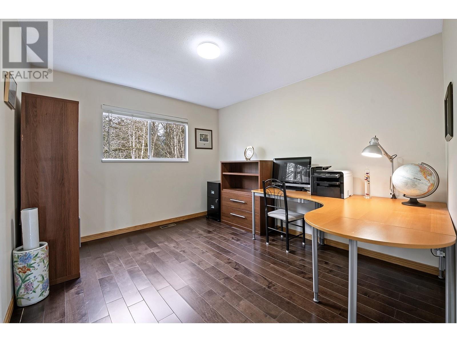4130 Russell Court, North Vancouver, British Columbia  V7G 2C5 - Photo 32 - R2998588
