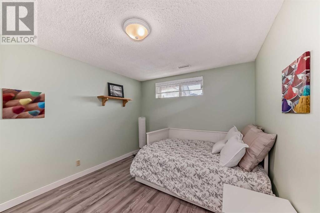 11 Hawkmount Heights Nw, Calgary, Alberta  T3G 3S4 - Photo 31 - A2215959