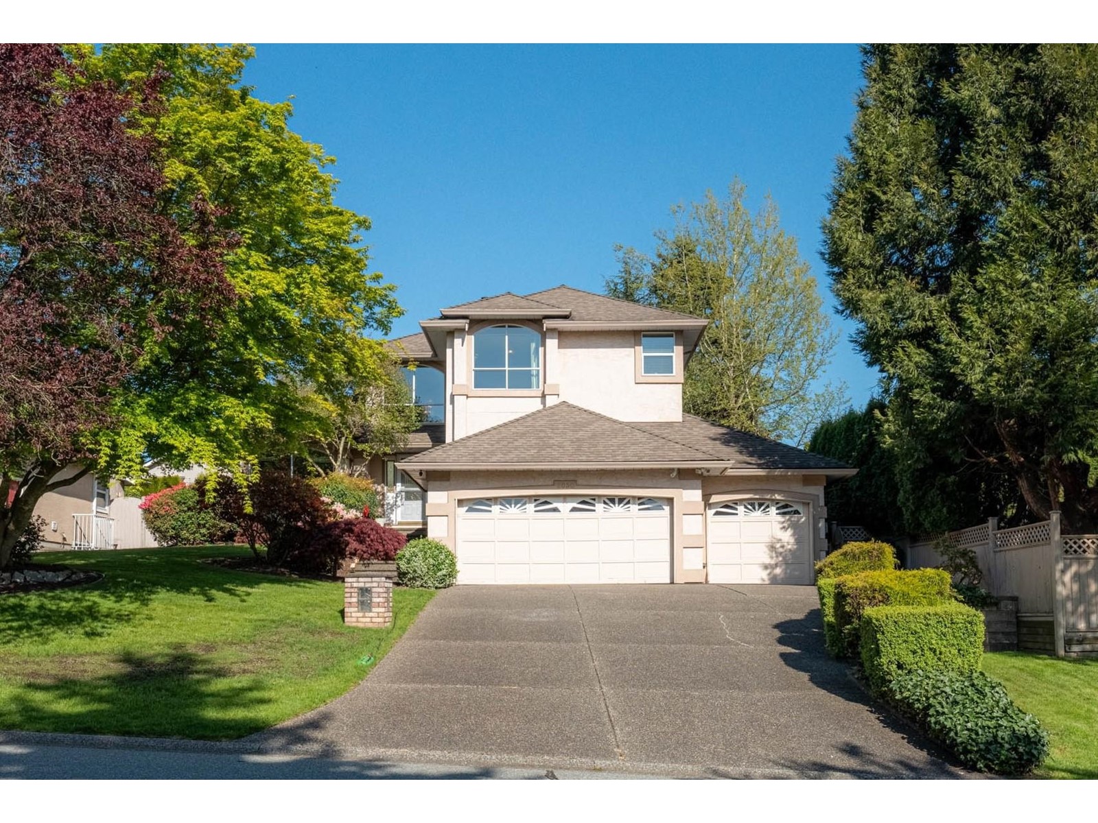 8030 153A STREET, surrey, British Columbia