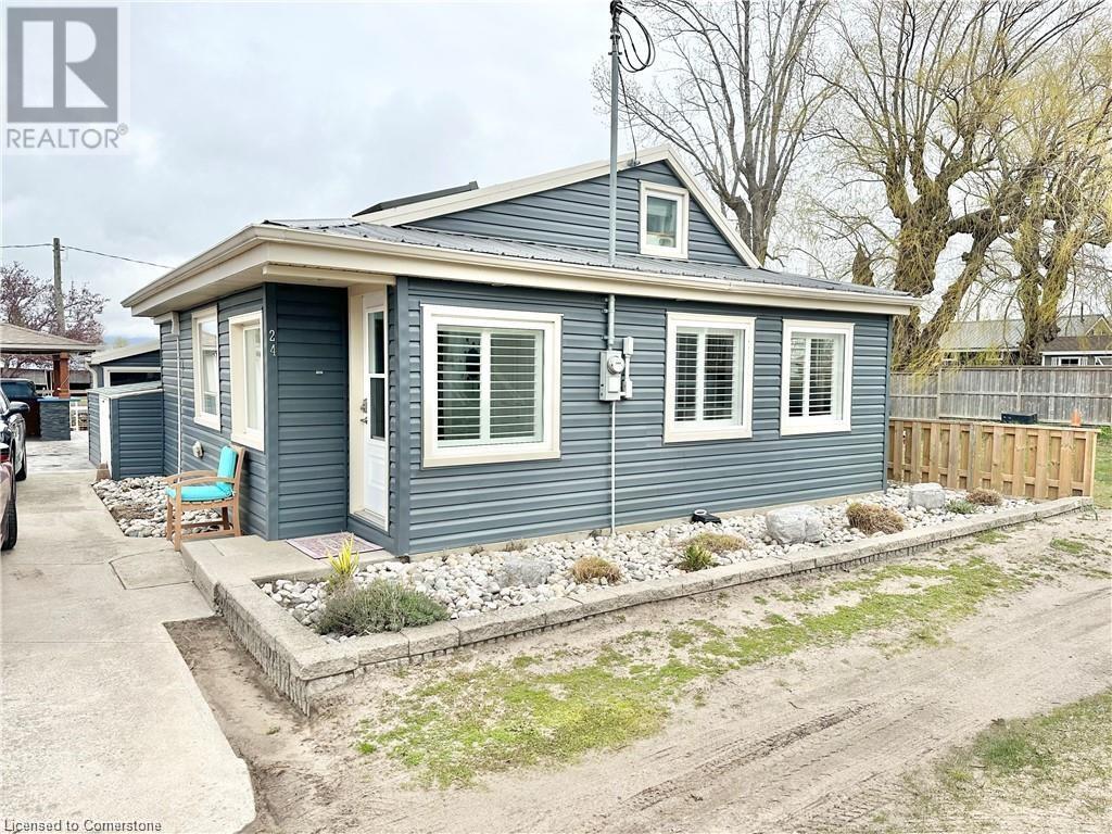 24 Private Lane, Long Point, Ontario  N0E 1M0 - Photo 3 - 40700470