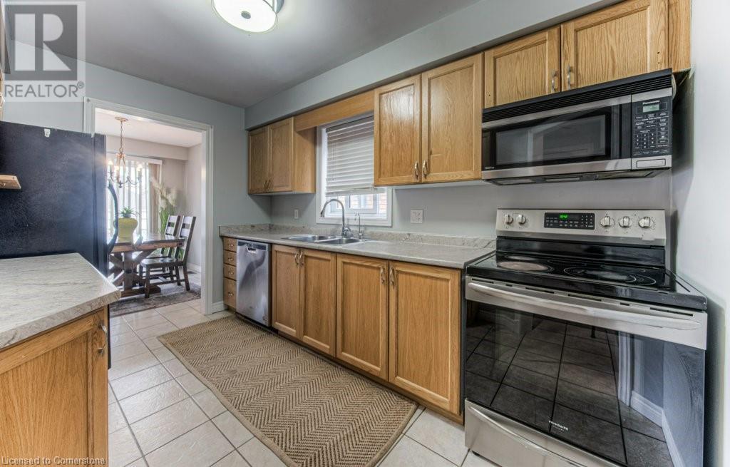 691 Karlsfeld Road, Waterloo, Ontario  N2T 1V3 - Photo 8 - 40725189