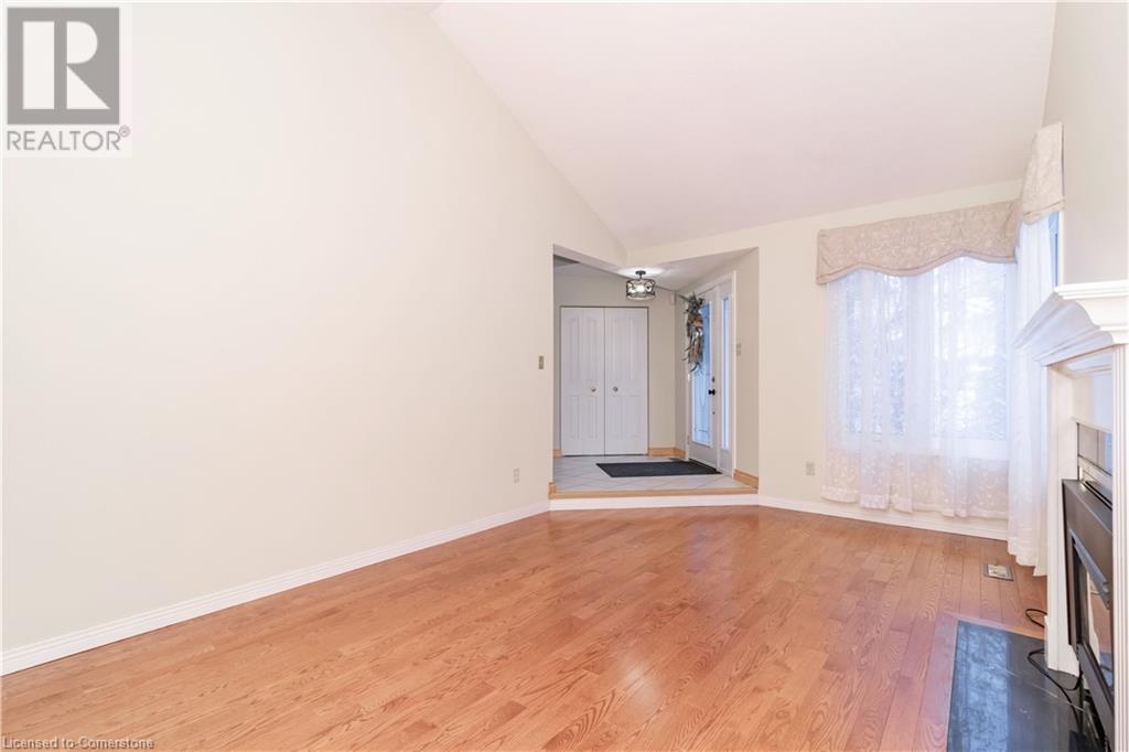 365 Bennington Gate Unit# 30, Waterloo, Ontario  N2T 2L1 - Photo 9 - 40724691
