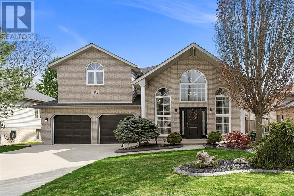 Property at 1535 MAPLE AVENUE image 2
