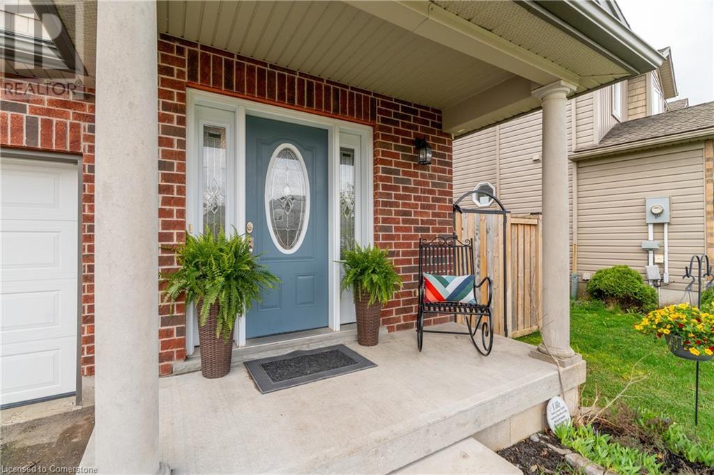 63 FORREST Avenue E, New Hamburg, Ontario
