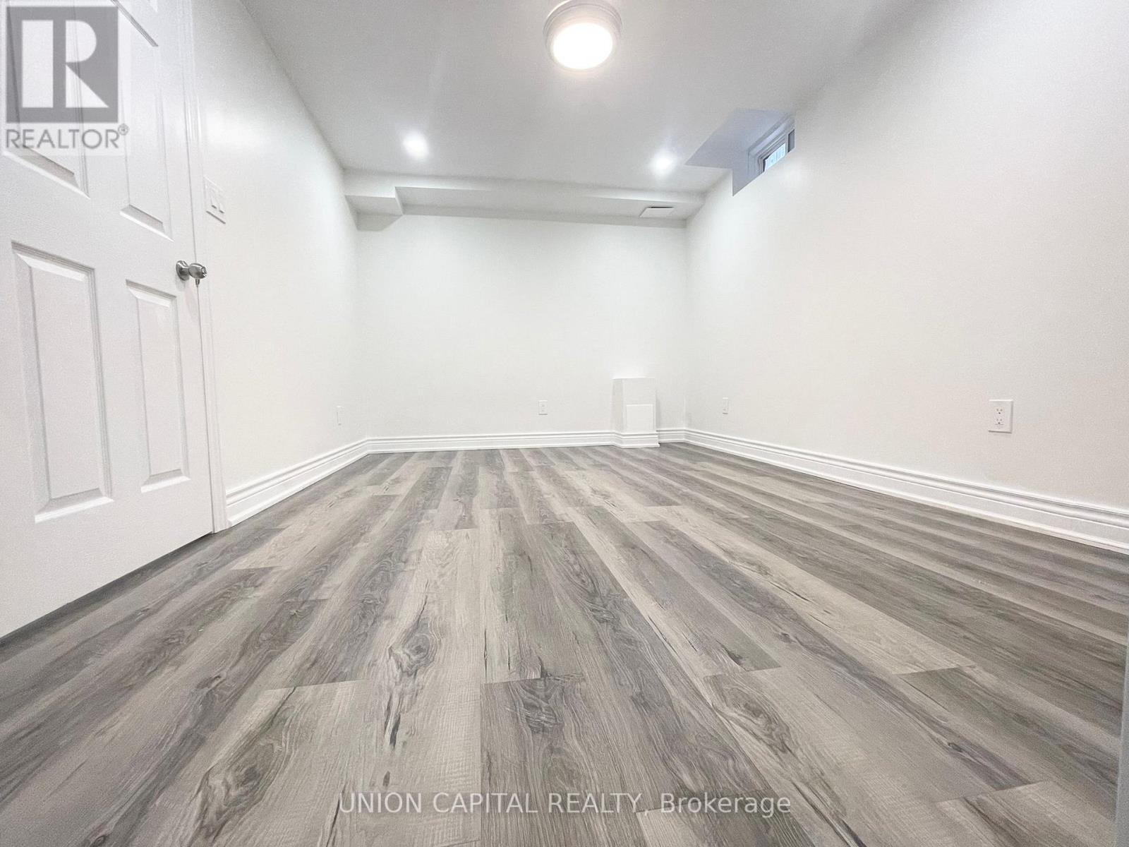91 Starr Crescent, Aurora, Ontario  L4G 7X2 - Photo 22 - N12126320