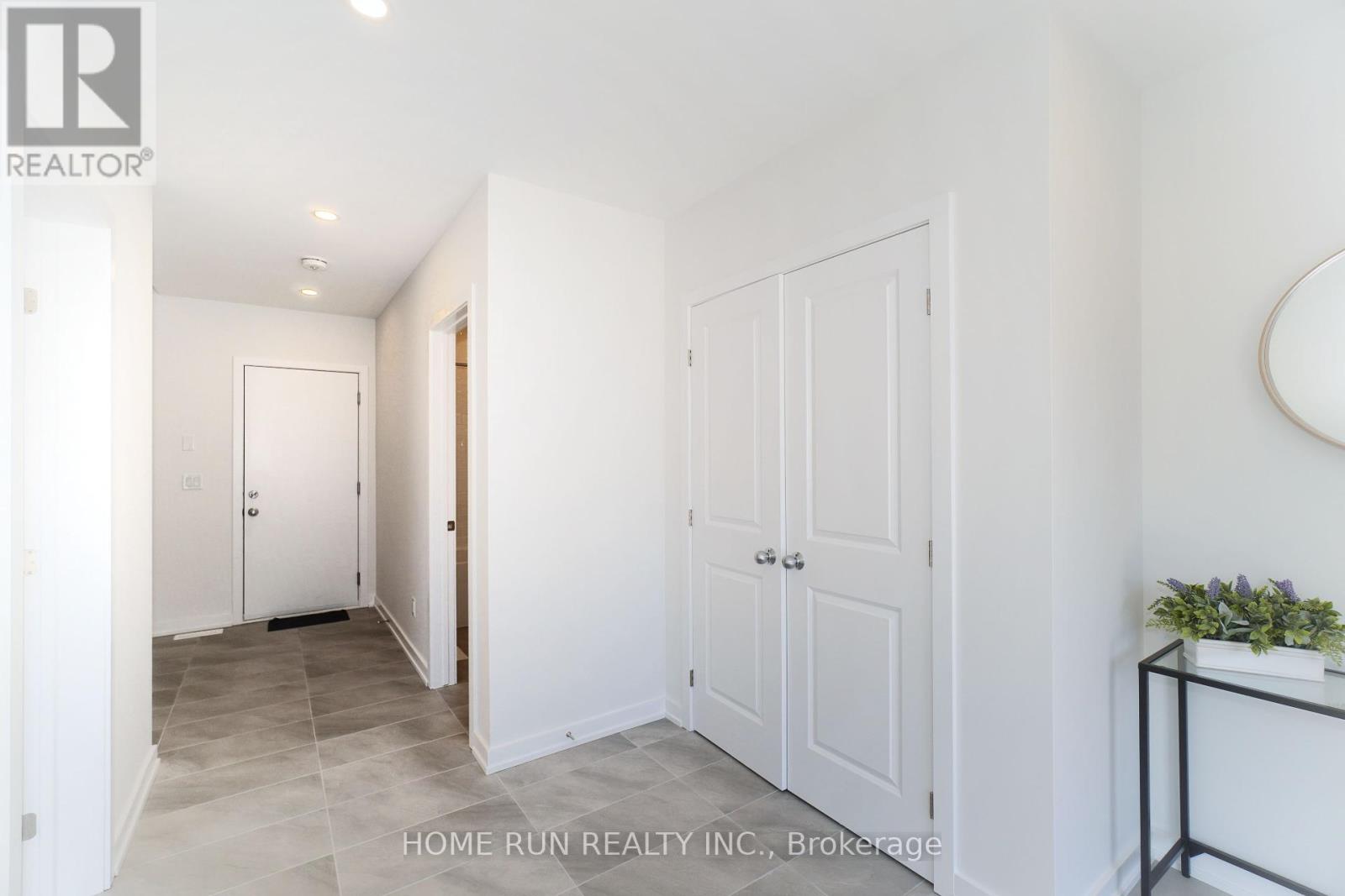 1409 Hemlock Road, Ottawa, Ontario  K1K 5A2 - Photo 20 - X12126316
