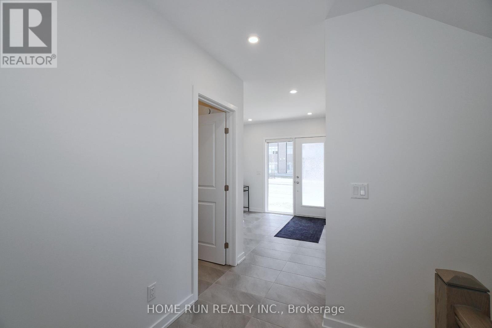 1409 Hemlock Road, Ottawa, Ontario  K1K 5A2 - Photo 22 - X12126316