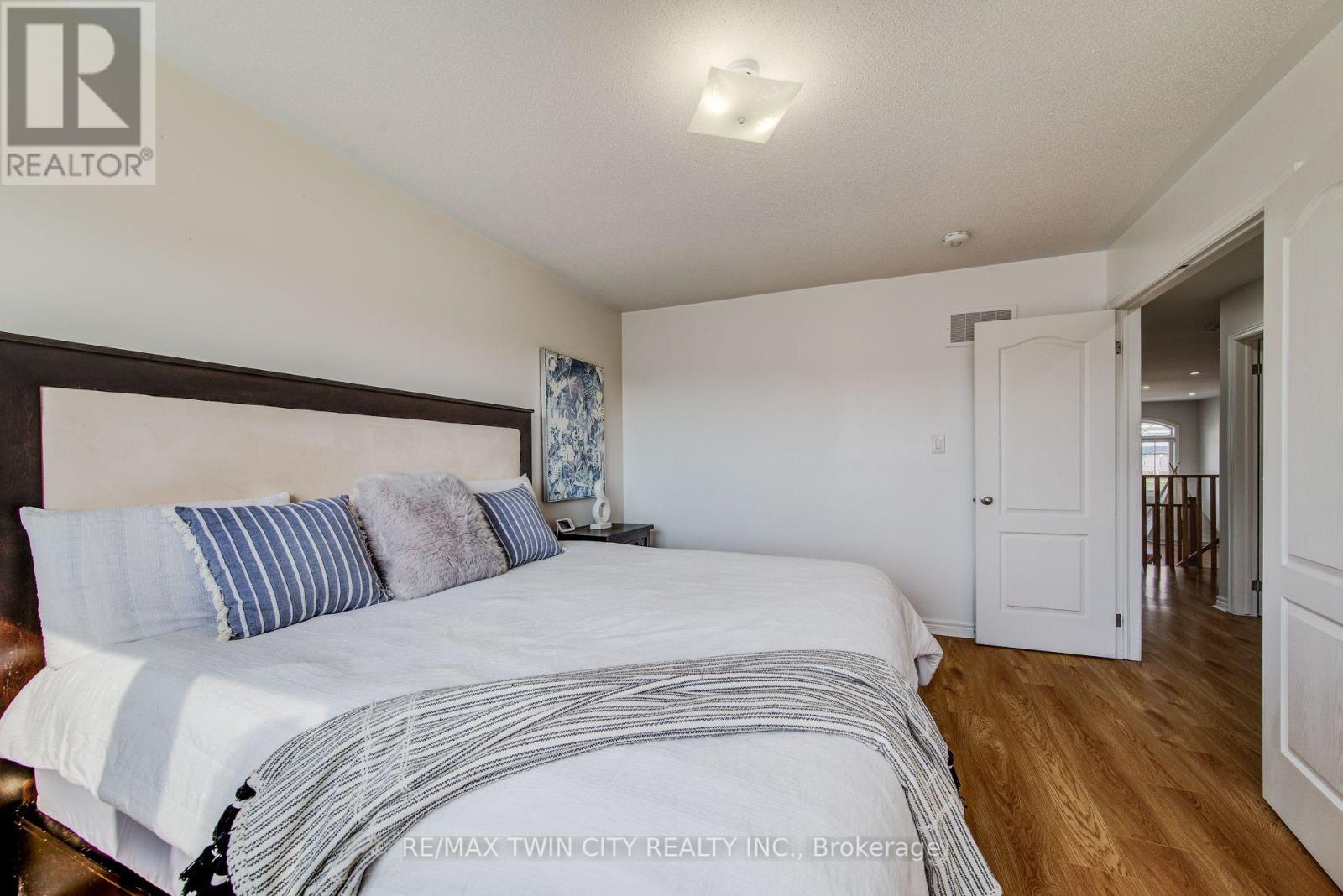 991 Hannah Avenue S, North Perth (Listowel), Ontario  N4W 0H6 - Photo 33 - X12086613