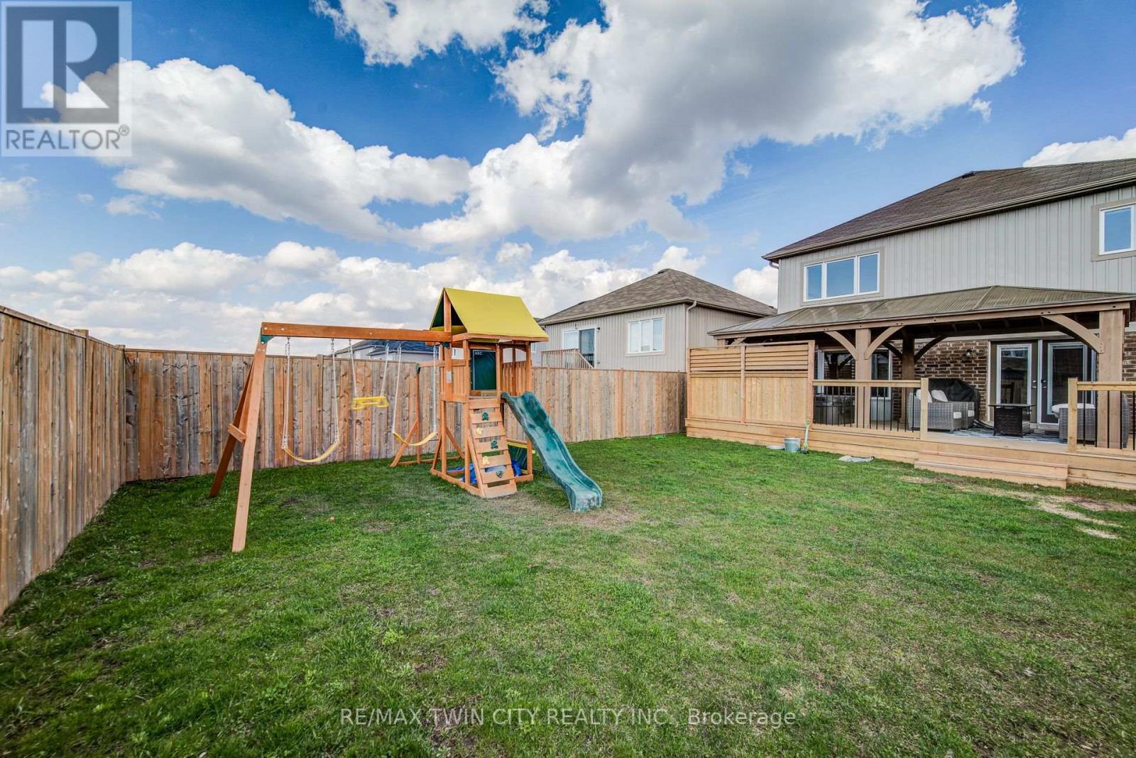 991 Hannah Avenue S, North Perth (Listowel), Ontario  N4W 0H6 - Photo 47 - X12086613