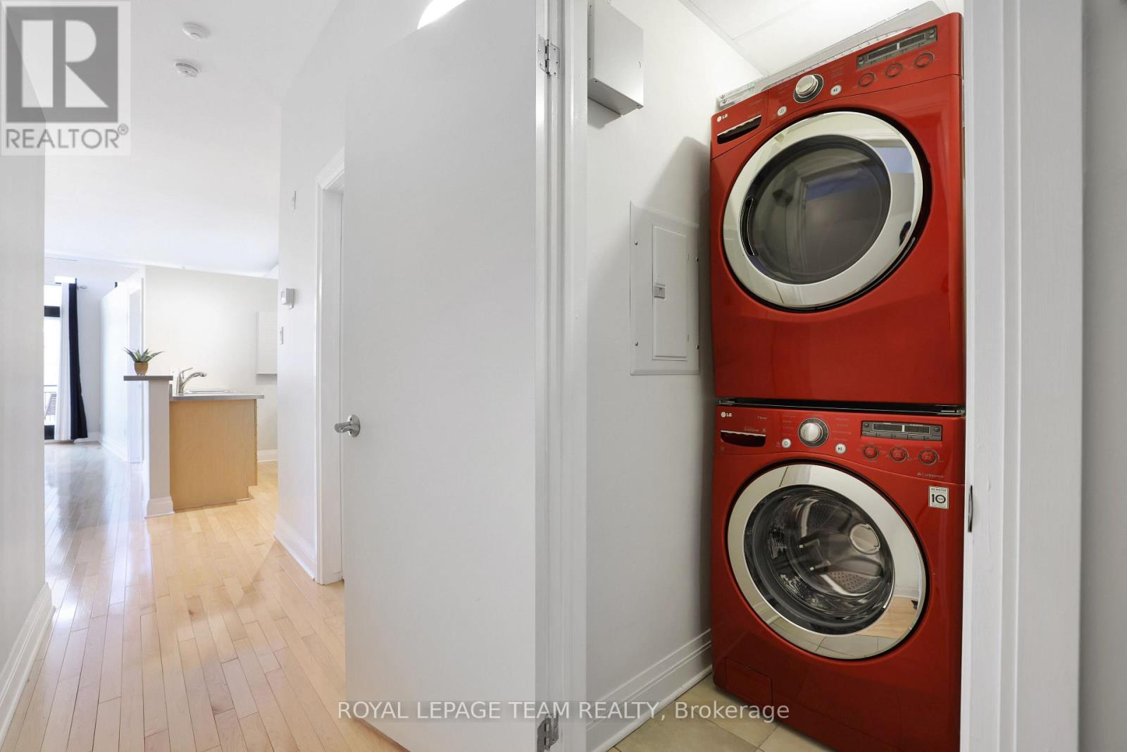 203 - 300 Powell Avenue, Ottawa, Ontario  K1S 5T3 - Photo 23 - X12126390