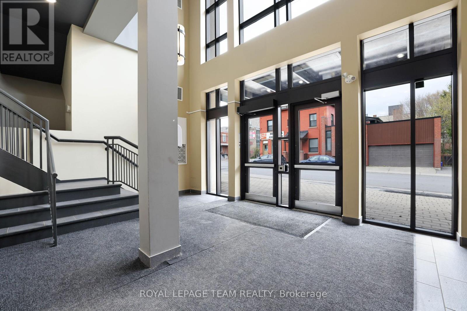 203 - 300 Powell Avenue, Ottawa, Ontario  K1S 5T3 - Photo 26 - X12126390
