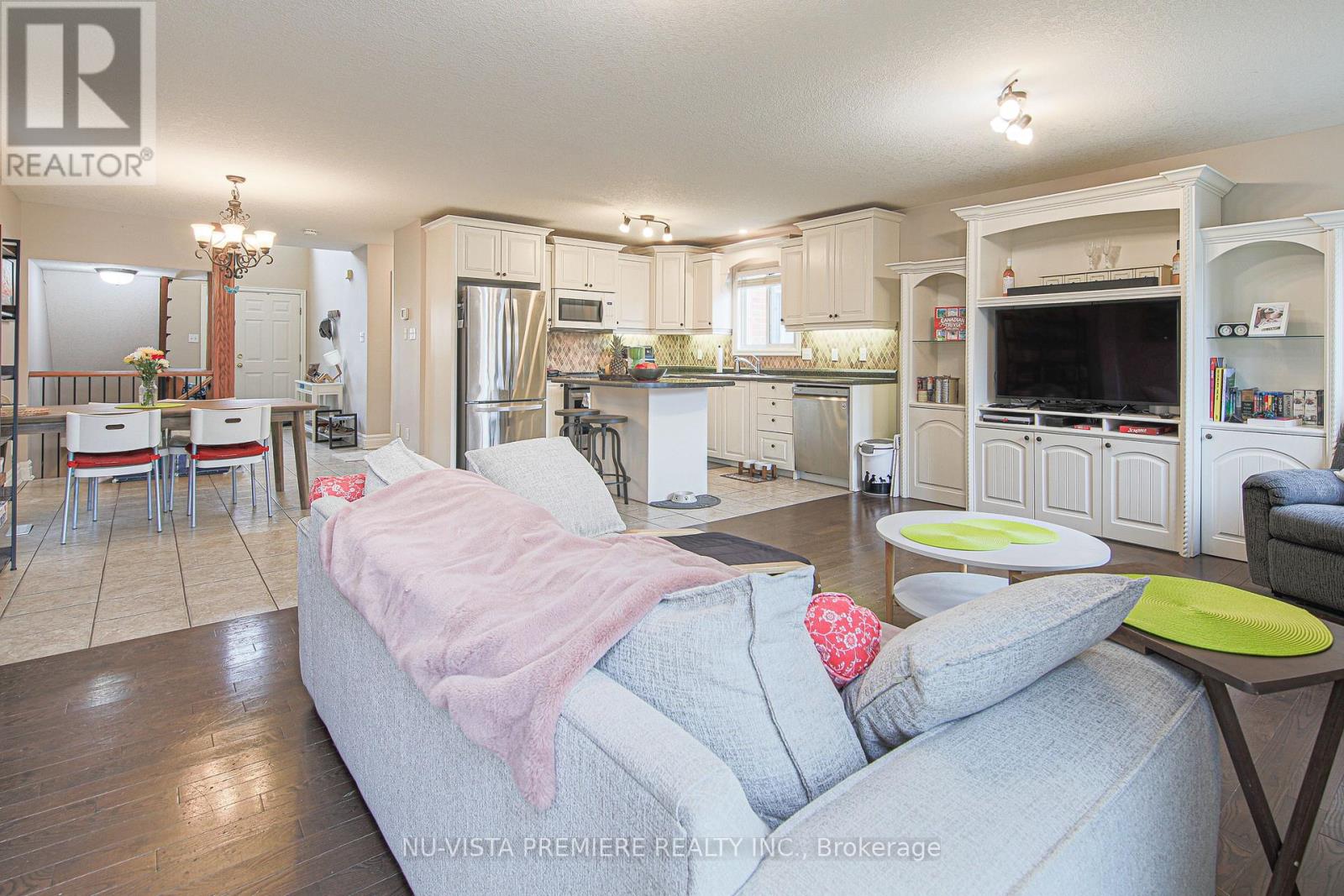 1908 Coronation Drive, London North, Ontario  N6G 0A5 - Photo 16 - X12126333
