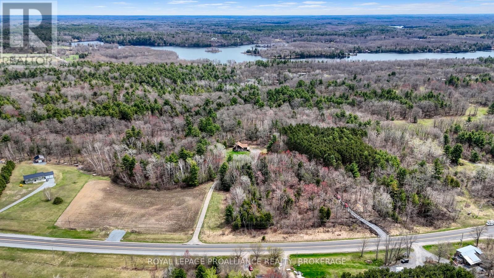 7558 Highway 38, South Frontenac, Ontario  K0H 2W0 - Photo 43 - X12126389