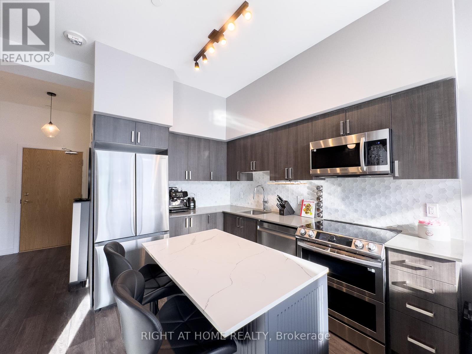 2804 - 1455 Celebration Drive, Pickering, Ontario  L1W 0C3 - Photo 13 - E12126334
