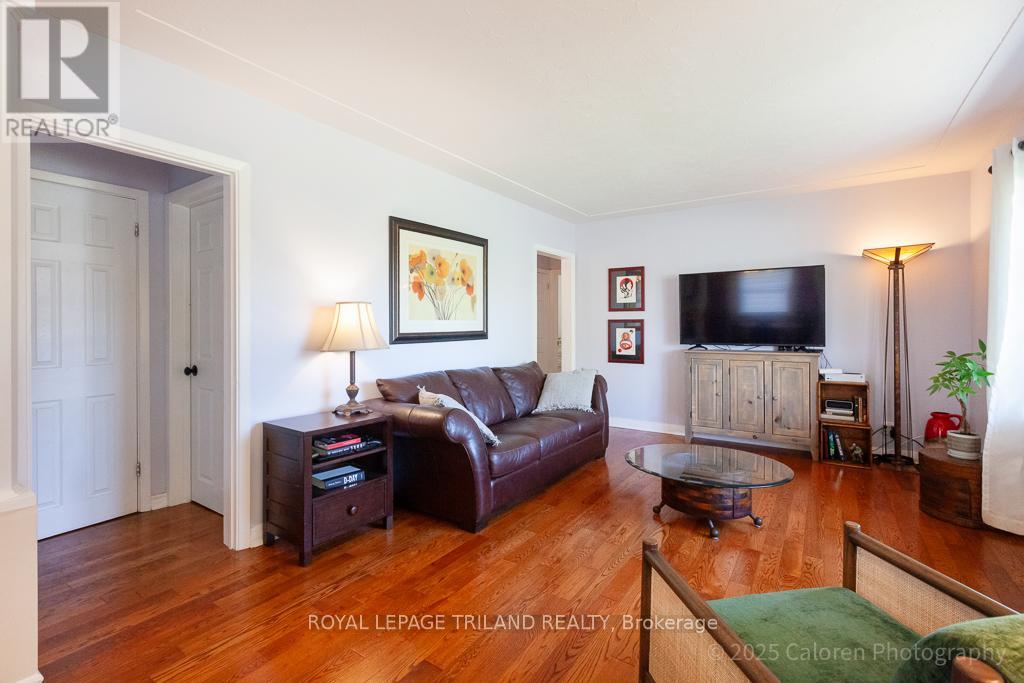1693 Moffatt Avenue, London East, Ontario  N5W 2A2 - Photo 3 - X12123396