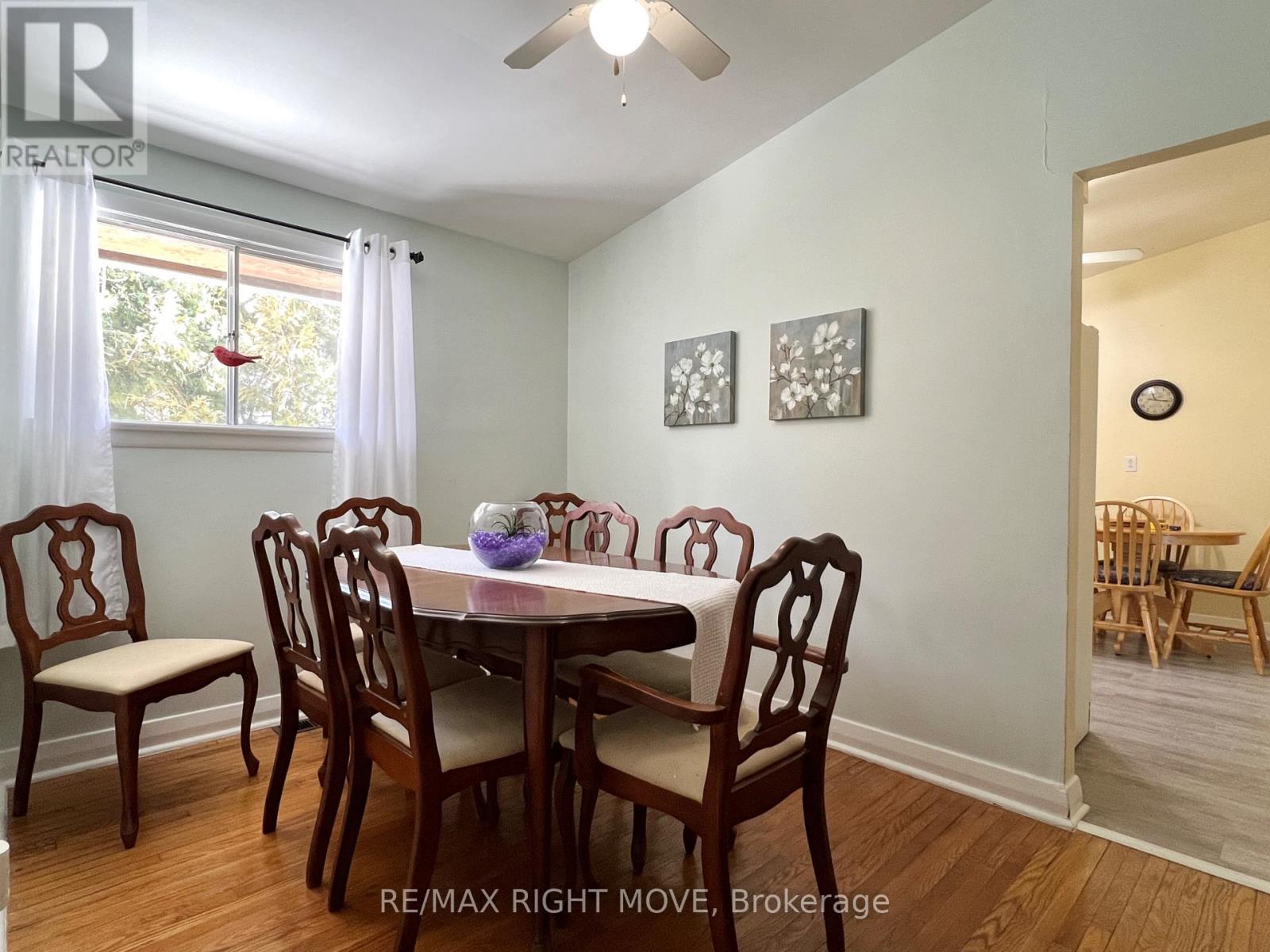 325 Delia Street, Orillia, Ontario  L3V 1H1 - Photo 4 - S12126382